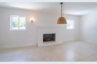 5332 Myrtle Ln, Naples, FL 34113 - Photo 6