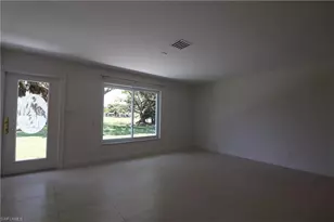 5332 Myrtle Ln, Naples, FL 34113 - Photo 12