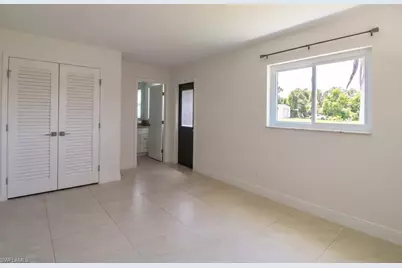 5332 Myrtle Ln, Naples, FL 34113 - Photo 14