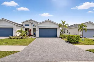 9195 Cayman Dr, Naples, FL 34114 - Photo 2