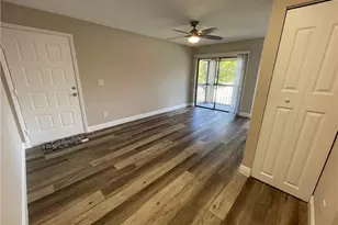 5325 Summerlin Rd, Fort Myers, FL 33919 - Photo 2