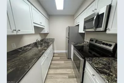 5325 Summerlin Rd #2513, Fort Myers, FL 33919 - Photo 4