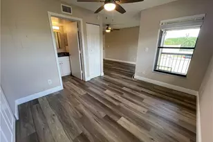 5325 Summerlin Rd, Fort Myers, FL 33919 - Photo 8
