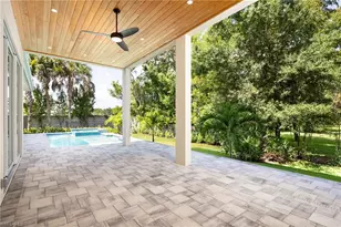 2854 Coach House Way, Naples, FL 34105 - Photo 12