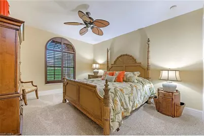 967 Tivoli Dr, Naples, FL 34104 - Photo 22