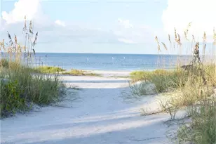 210 Dakota Ave, Fort Myers Beach, FL 33931 - Photo 32