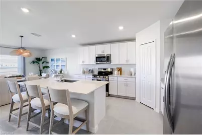 17077 Pompeii Way, North Fort Myers, FL 33917 - Photo 8