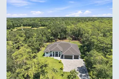 209 35th Ave NW, Naples, FL 34120 - Photo 4