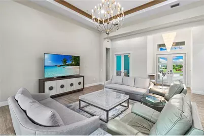 14338 Laguna Springs Ln, Naples, FL 34114 - Photo 6