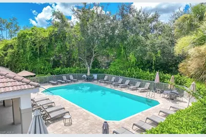 8217 Parkstone Pl #308, Naples, FL 34120 - Photo 4