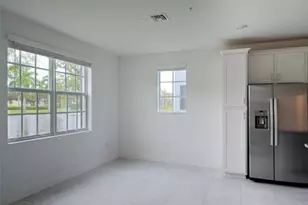 26310 Coco Cay Cir, Bonita Springs, FL 34135 - Photo 4