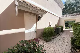 5325 Cove Cir, Naples, FL 34119 - Photo 20
