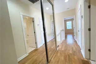 5325 Cove Cir, Naples, FL 34119 - Photo 16