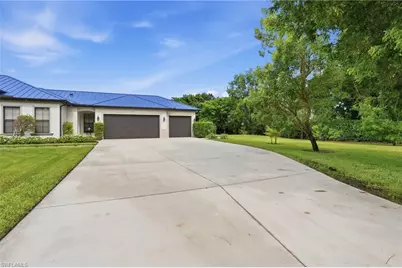 1311 Jaybird Way, Naples, FL 34105 - Photo 2