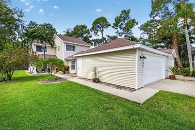 1403 Monarch Cir #B1, Naples, FL 34116 - Photo 4