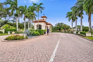 7558 Cordoba Cir, Naples, FL 34109 - Photo 32