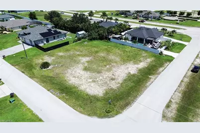 3121 SW 16th Pl, Cape Coral, FL 33914 - Photo 12