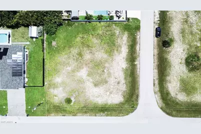 3121 SW 16th Pl, Cape Coral, FL 33914 - Photo 8