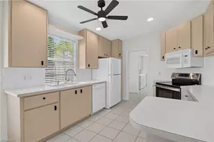 3111 Andorra Ct, Naples, FL 34109 - Photo 8