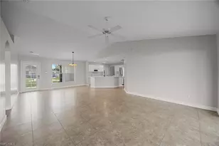 915 NE 10th Ln, Cape Coral, FL 33909 - Photo 8
