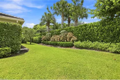 28410 Capraia Dr, Bonita Springs, FL 34135 - Photo 4