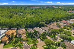 9202 Troon Lakes Dr, Naples, FL 34109 - Photo 28