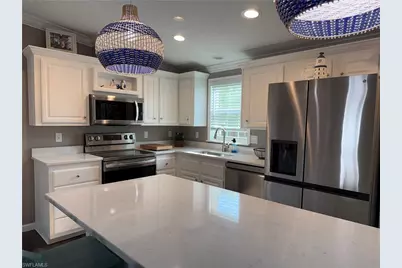 1626 Diamond Lake Cir, Naples, FL 34114 - Photo 2