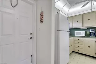200 Forest Lakes Blvd, Naples, FL 34105 - Photo 6