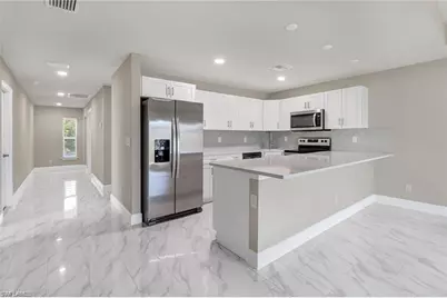 2215 Kenneth Ave S, Lehigh Acres, FL 33973 - Photo 10