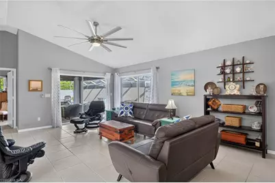 11071 Linnet Ln, Naples, FL 34119 - Photo 2