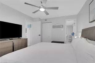 175 5th Ave S, Naples, FL 34102 - Photo 18