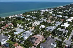 175 5th Ave S, Naples, FL 34102 - Photo 38