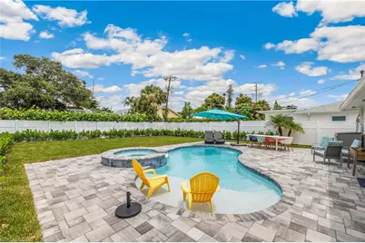 791 94th Ave N, Naples, FL 34108 - Photo 2