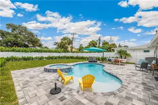 791 94th Ave N, Naples, FL 34108 - Photo 2