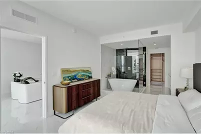 700 NE 24th St #806, Miami, FL 33137 - Photo 14