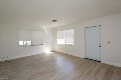 1095 San Remo Ave, Naples, FL 34104 - Photo 2