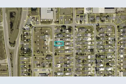 2125 Mitchell Ct, Fort Myers, FL 33916 - Photo 2