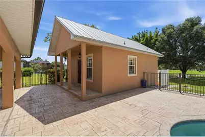 18241 Riverwind Dr, Alva, FL 33920 - Photo 38