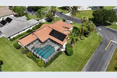 9986 Mar Largo Cir, Fort Myers, FL 33919 - Photo 4