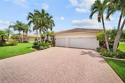 1034 Port Orange Way, Naples, FL 34120 - Photo 2