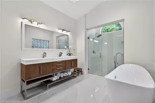 7657 Ponte Verde Way, Naples, FL 34109 - Photo 14