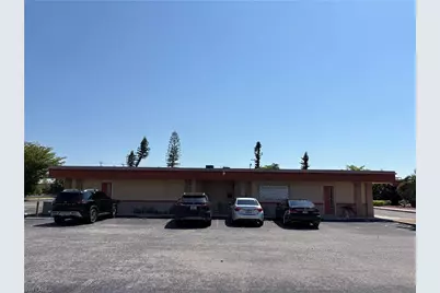 3900 Broadway, Fort Myers, FL 33901 - Photo 14