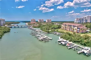 261B Wiggins Bay Dr, Naples, FL 34110 - Photo 14