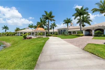 15500 Orlanda Dr, Bonita Springs, FL 34135 - Photo 38