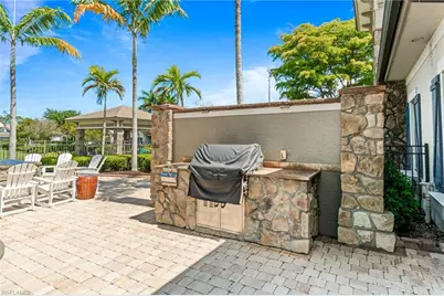 16284 Camden Lakes Cir, Naples, FL 34110 - Photo 42