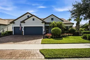 16284 Camden Lakes Cir, Naples, FL 34110 - Photo 2