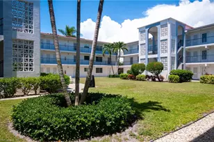 5 High Point Cir W, Naples, FL 34103 - Photo 6