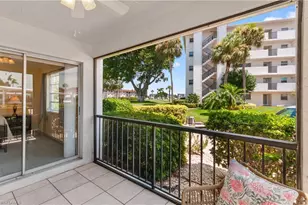 5 High Point Cir W, Naples, FL 34103 - Photo 22