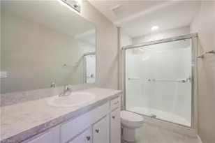 4211 21st St SW, Lehigh Acres, FL 33976 - Photo 14