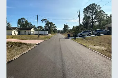 745 Oro Ave S, Lehigh Acres, FL 33974 - Photo 6